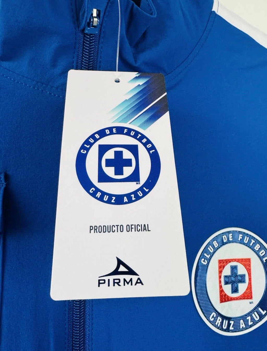 NUEVA CHAMARRA DE VIAJE CRUZ AZUL 2025-2026 PIRMA [M]