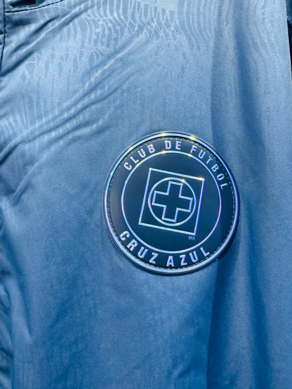 NUEVA CHAMARRA IMPERMEABLE CRUZ AZUL 2026-2027