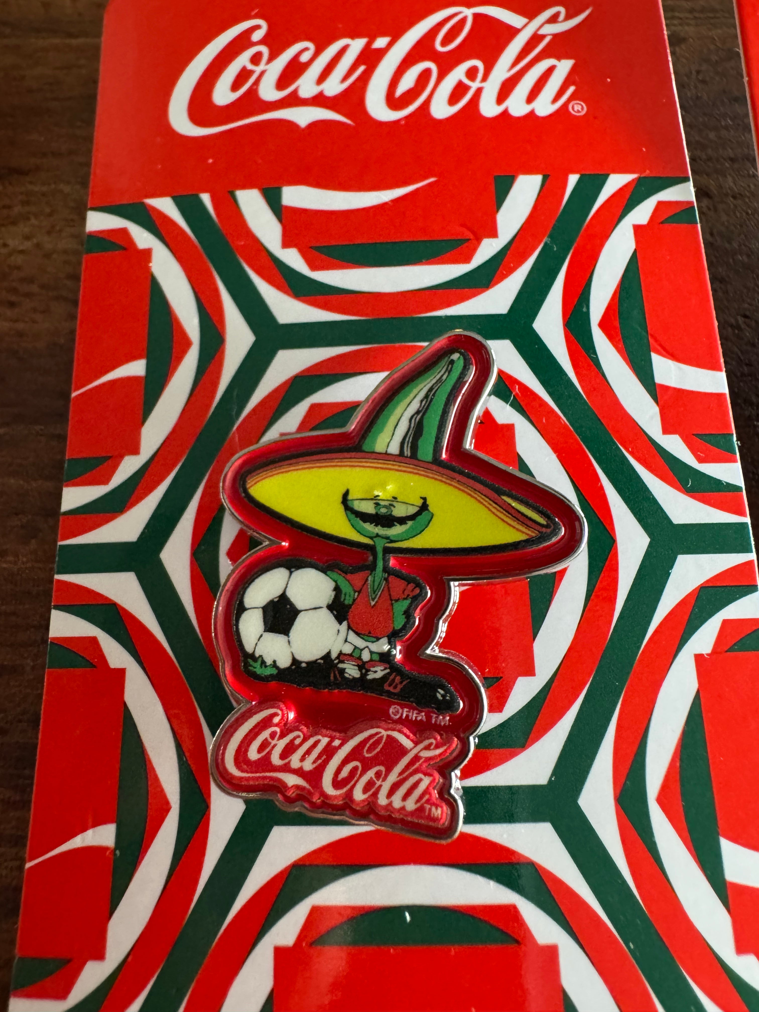 COCA COLA MEXICO PIN COLLECTION WORLD CUP 2026