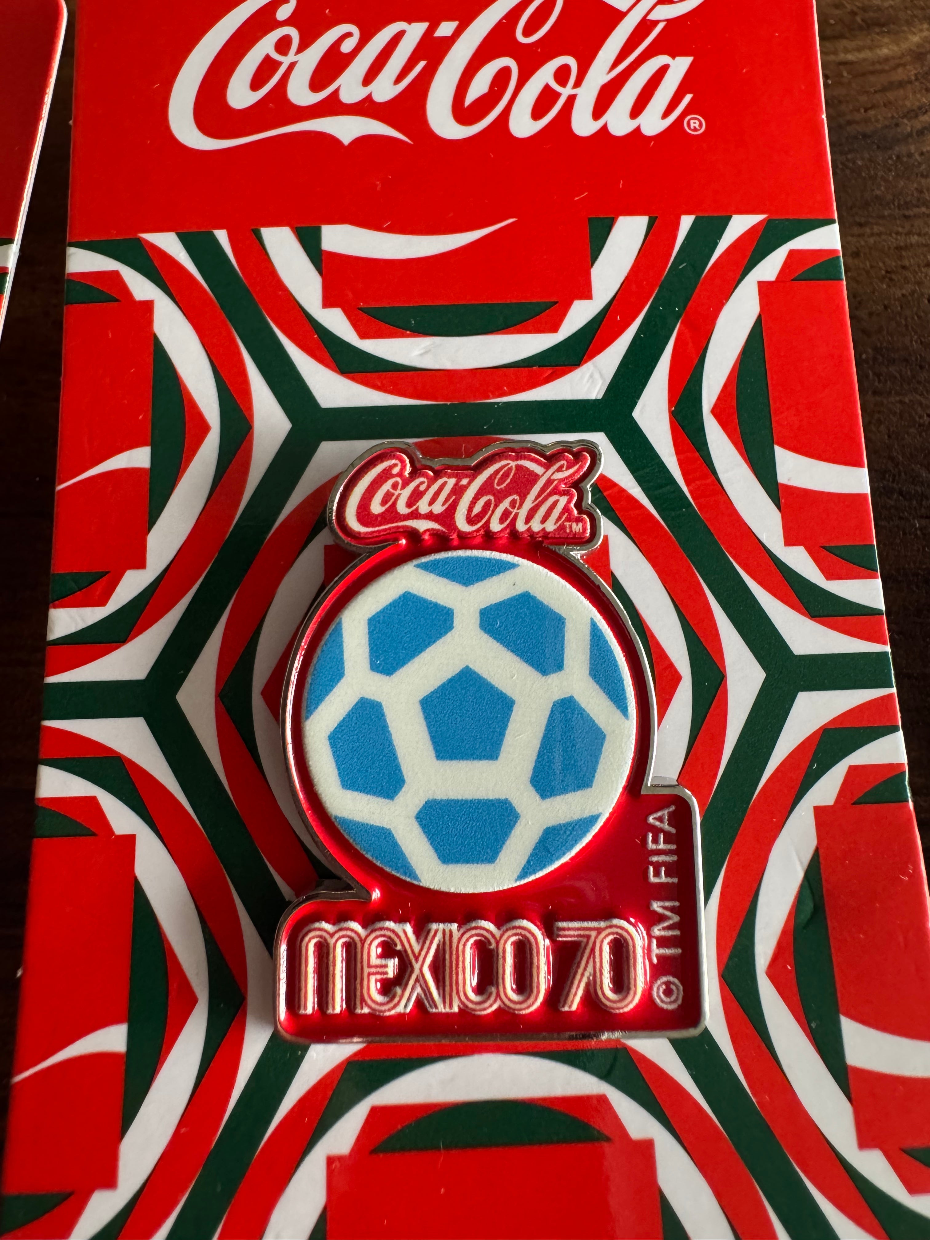 COCA COLA MEXICO PIN COLLECTION WORLD CUP 2026
