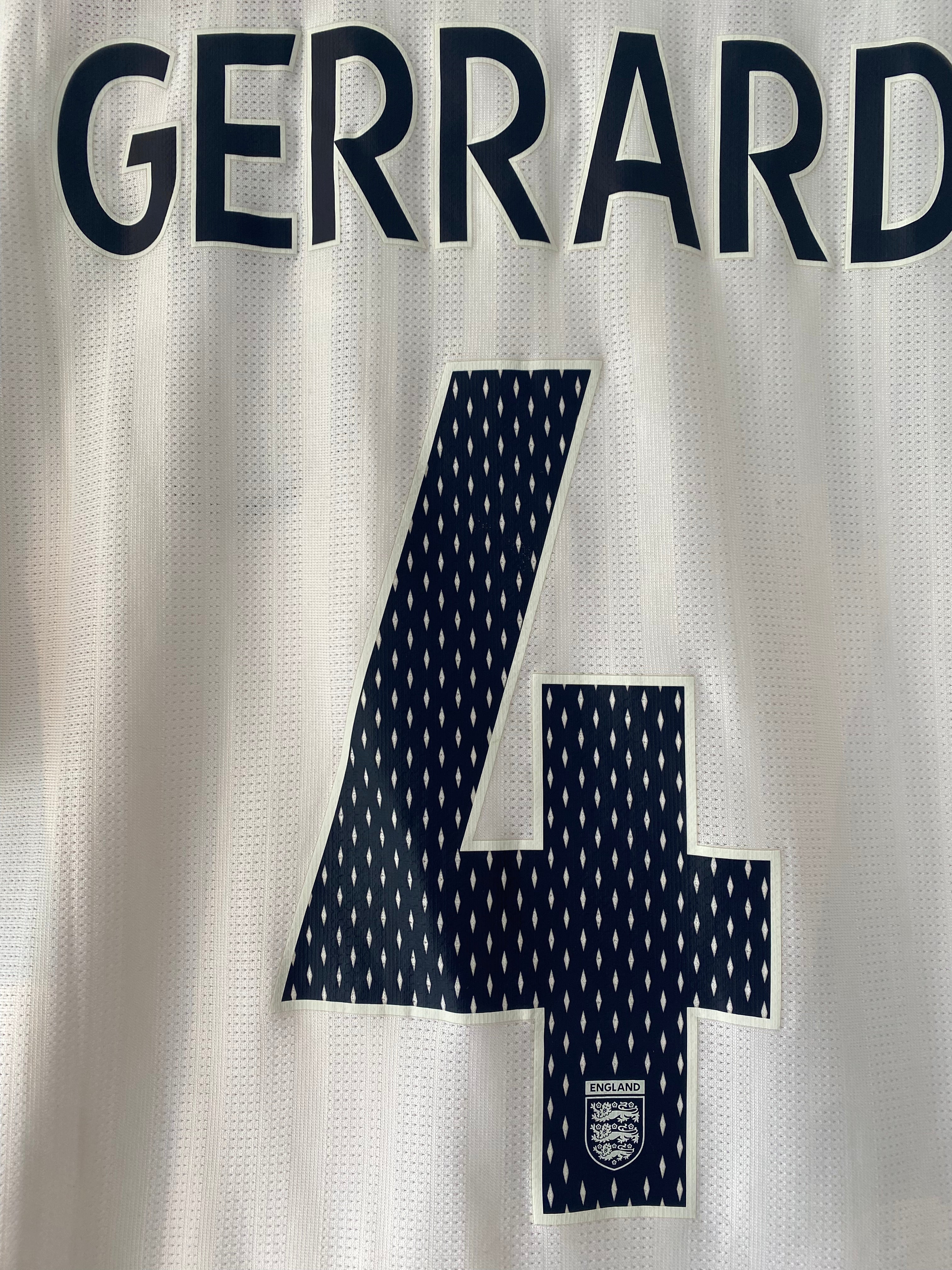 ENGLAND HOME SHIRT 2007-2009 UMBRO GERRARD #4 [M]