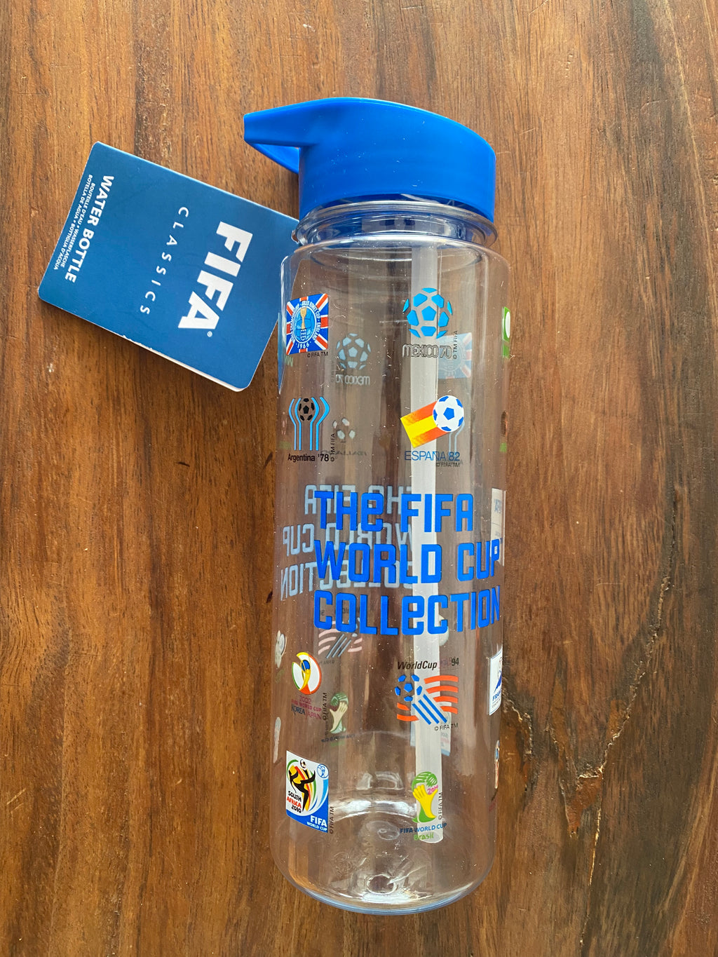 COLLECTIBLE THERMO FIFA WORLD CUPS LOGOS WATER BOTTLE  OFFICIAL LICENSED