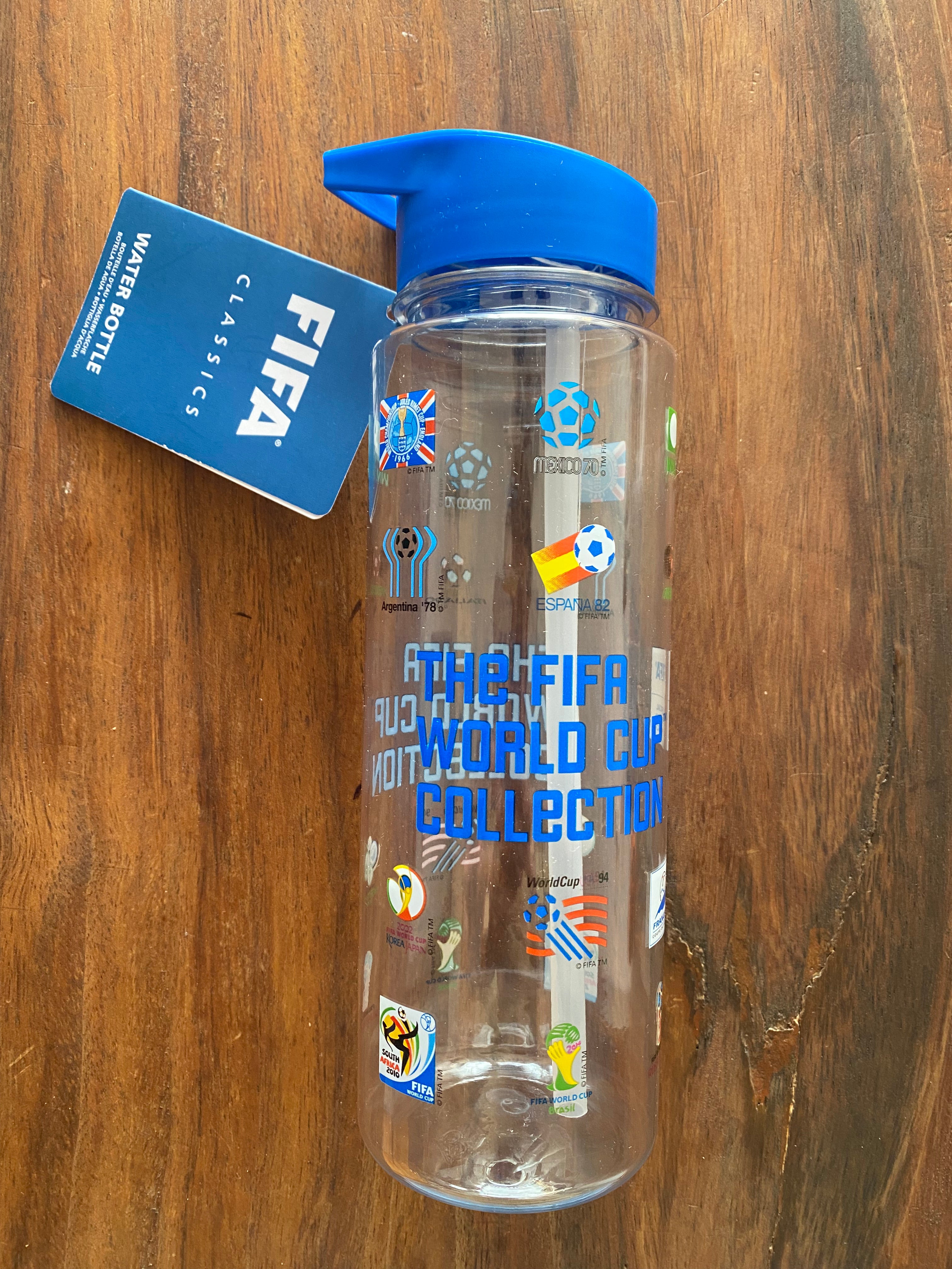 COLLECTIBLE THERMO FIFA WORLD CUPS LOGOS WATER BOTTLE  OFFICIAL LICENSED
