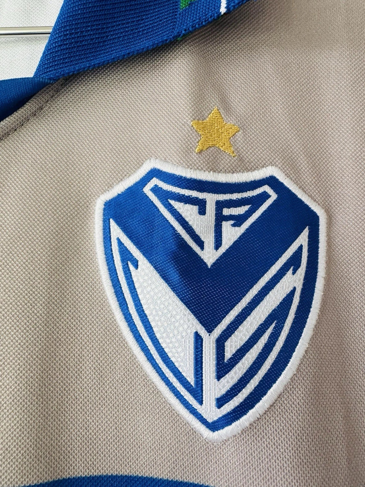 VELEZ SARSFIELD GOALKEEPER SHIRT 2022-2023 [L]