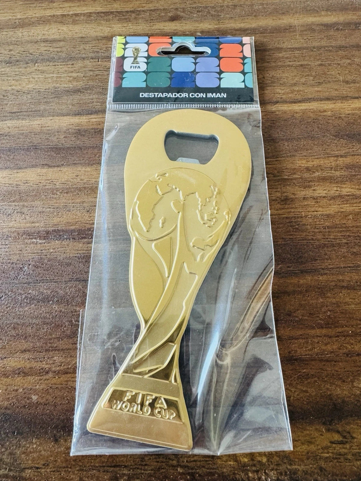 MAGNECTIC BOTTLE OPENER WORLD CUP LOGO FIFA 2026