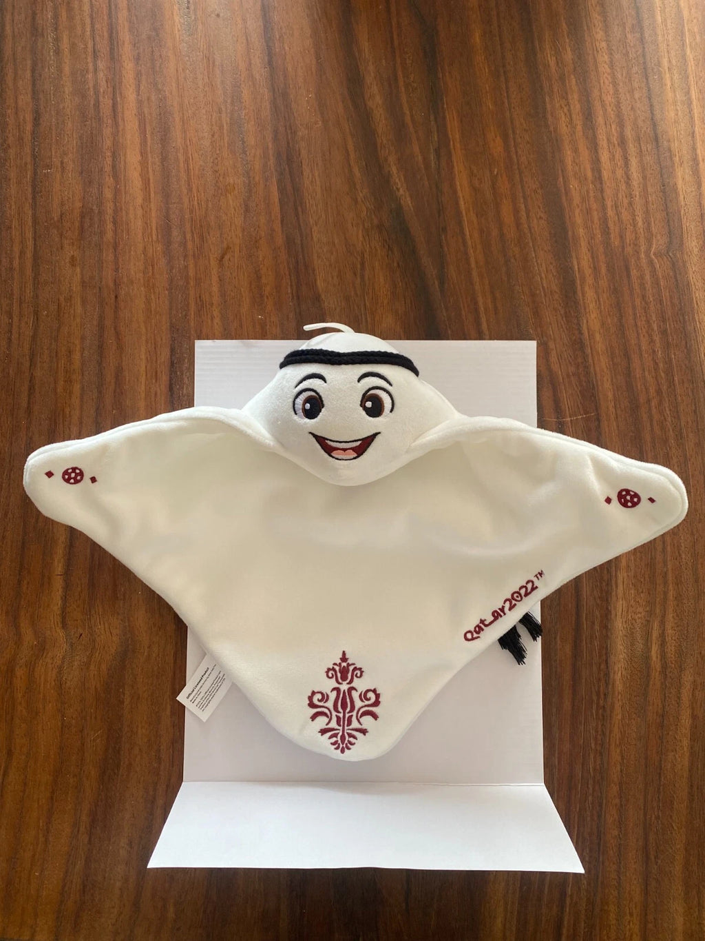 EDICIÓN COLECCIONABLE MASCOTA QATAR 2022 PELUCHE LA´EEB